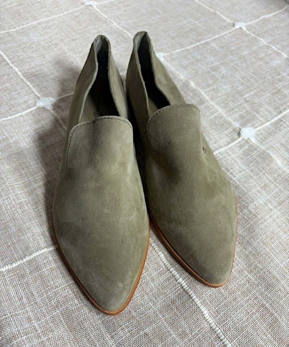 Treasure & Bond Kena Women's Khaki Leather Slip-On Pointed Toe Loafers 7.5